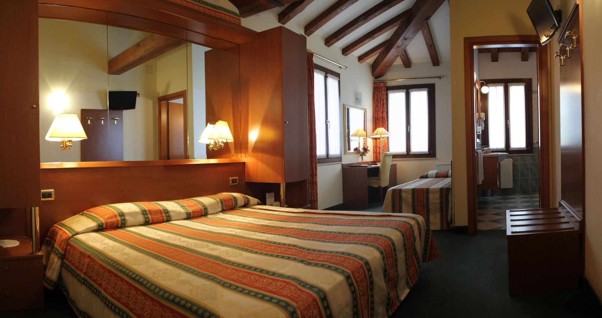 Hotel Antico Moro Chirignago-Zelarino Extérieur photo