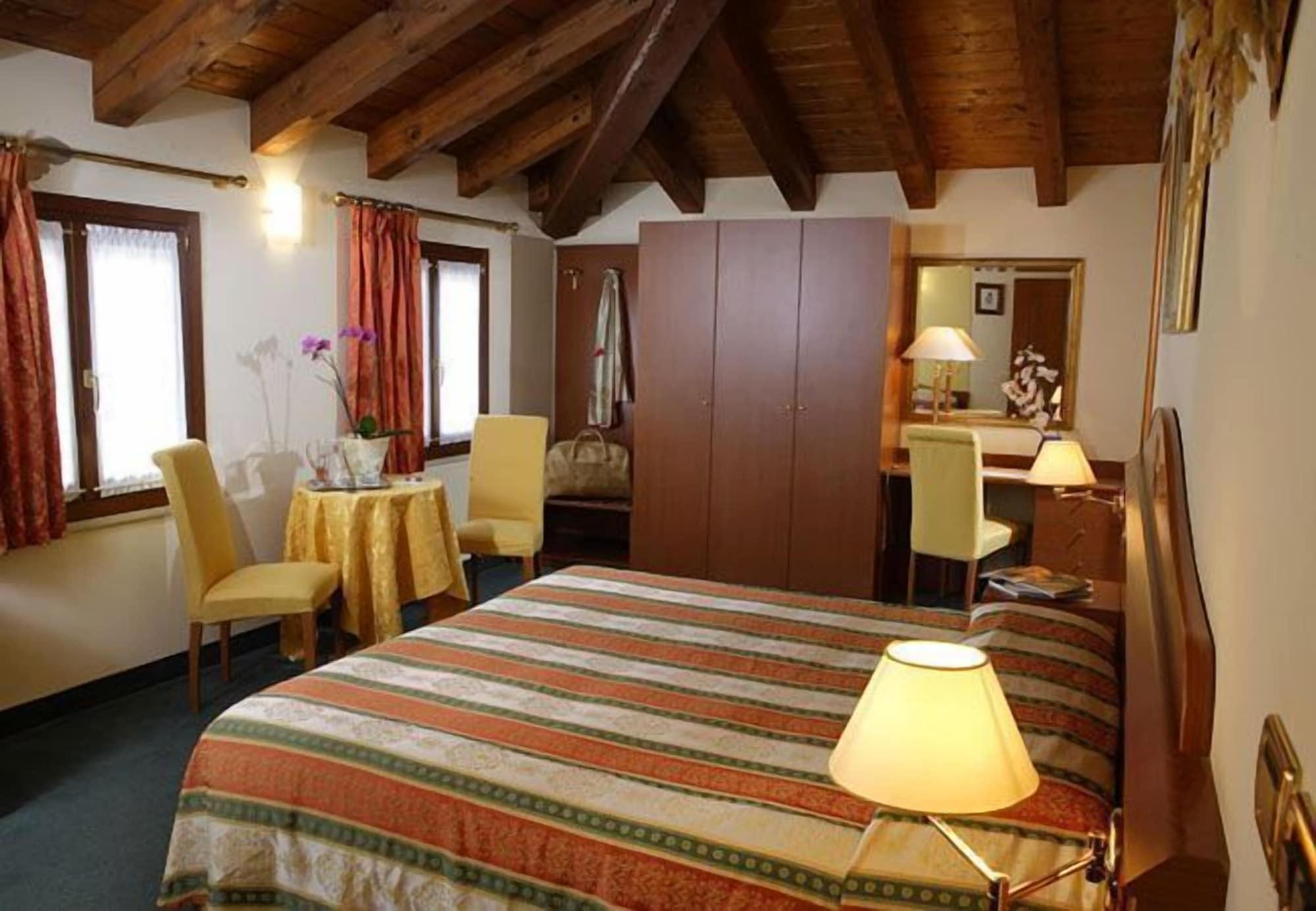 Hotel Antico Moro Chirignago-Zelarino Extérieur photo