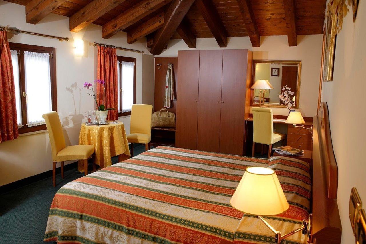 Hotel Antico Moro Chirignago-Zelarino Extérieur photo